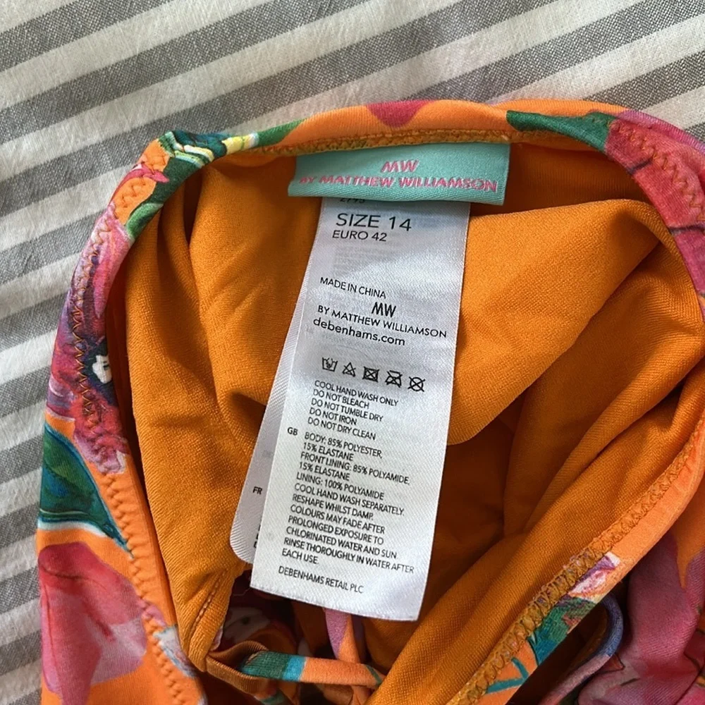 Matthew Williamson One Piece Swimsuit. Size 14 - Picture 9 of 9